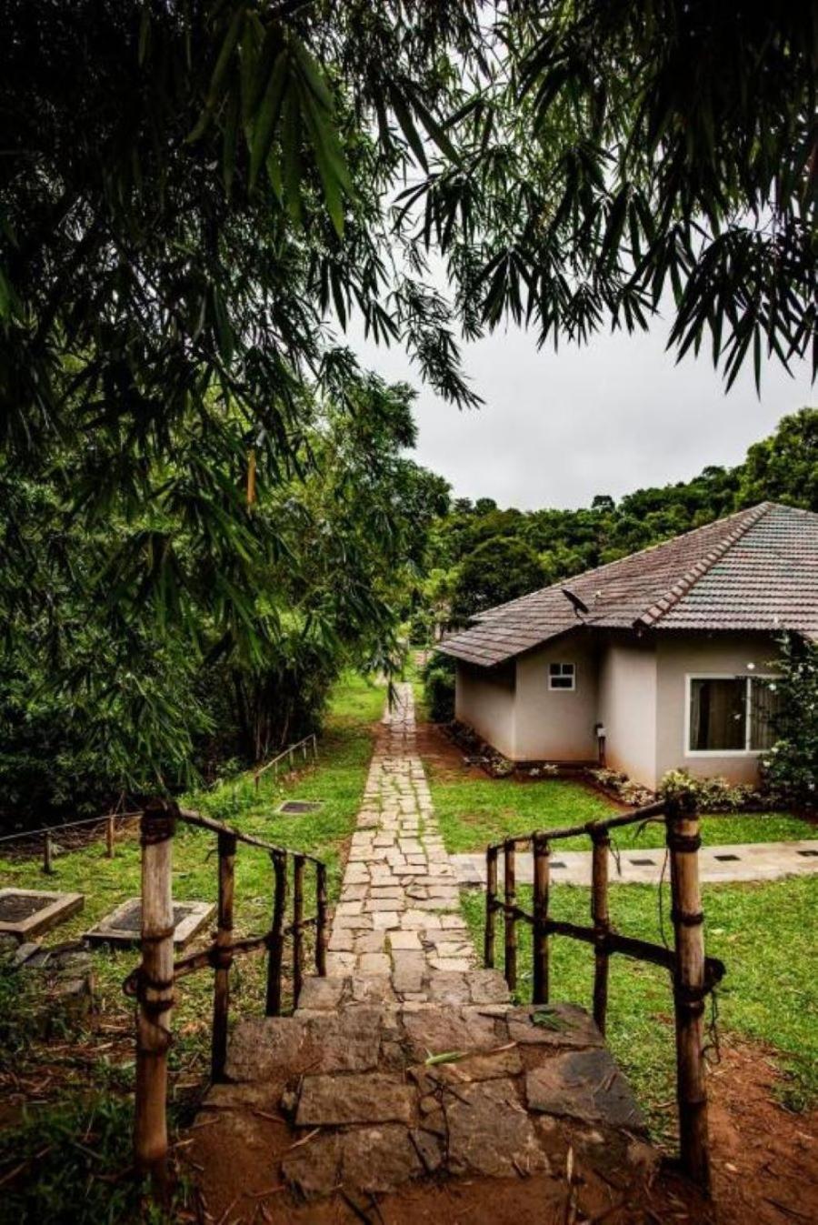Abad Brookside Wayanad Hotel Витири Екстериор снимка